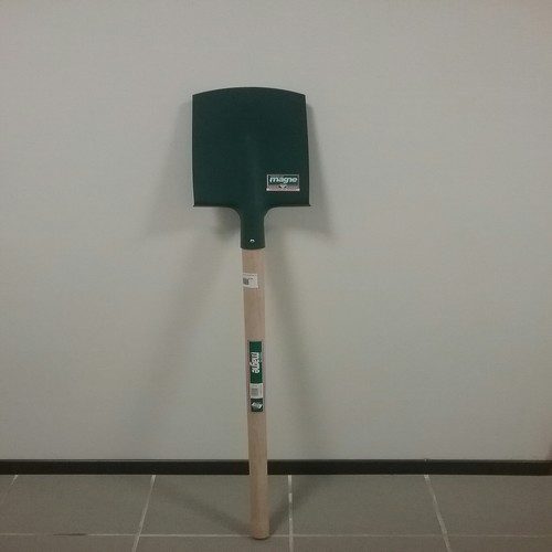 Bêche standard à rebord