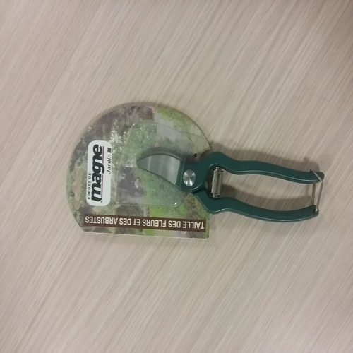 Sécateur à fleur professionnel